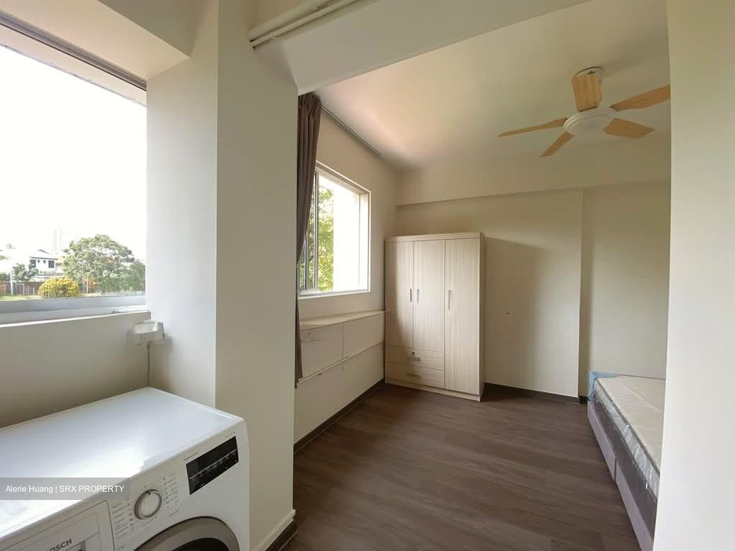Lakeview Estate (D20), Apartment #580192881